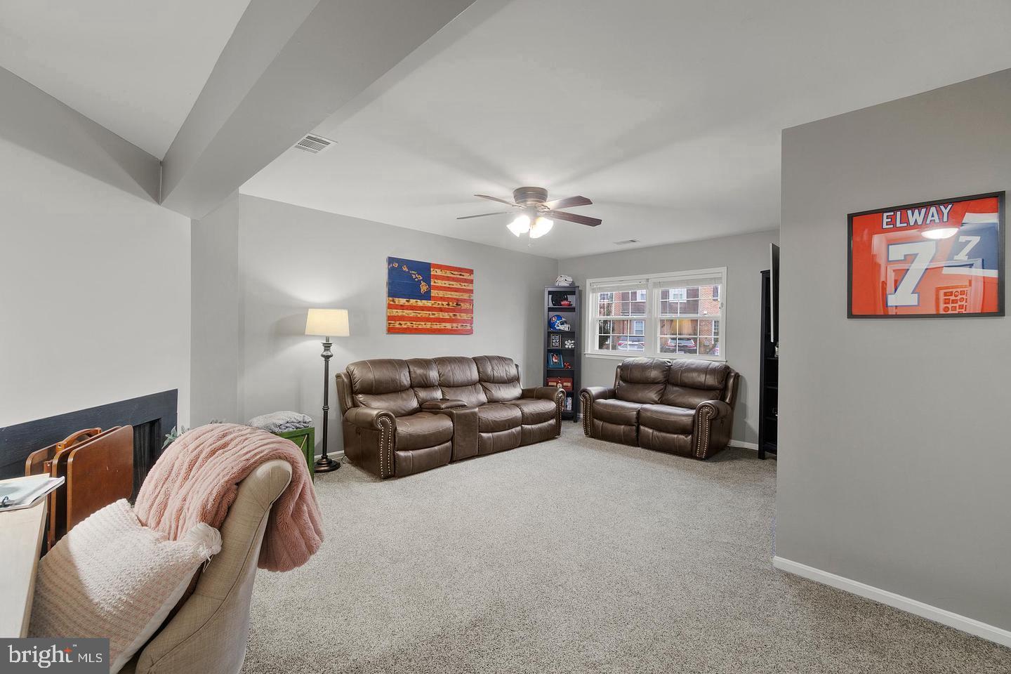 9979 Whitewater Dr Property Photo 28