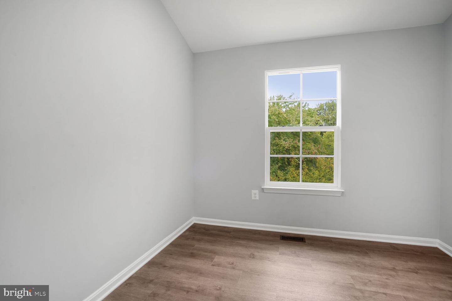 7759 Asterella Ct Property Photo 15