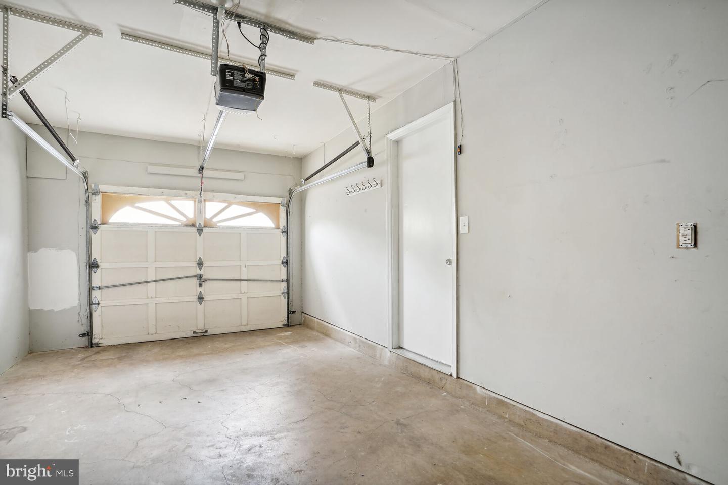 7759 Asterella Ct Property Photo 31