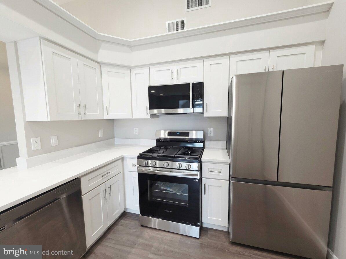 8303 Bluebird Way #m Property Photo 2