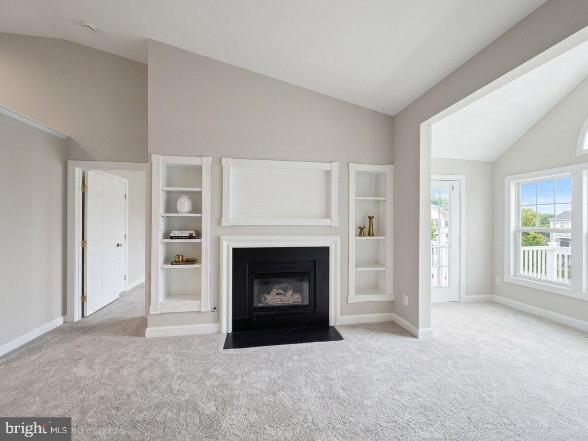 8303 Bluebird Way #m Property Photo 8