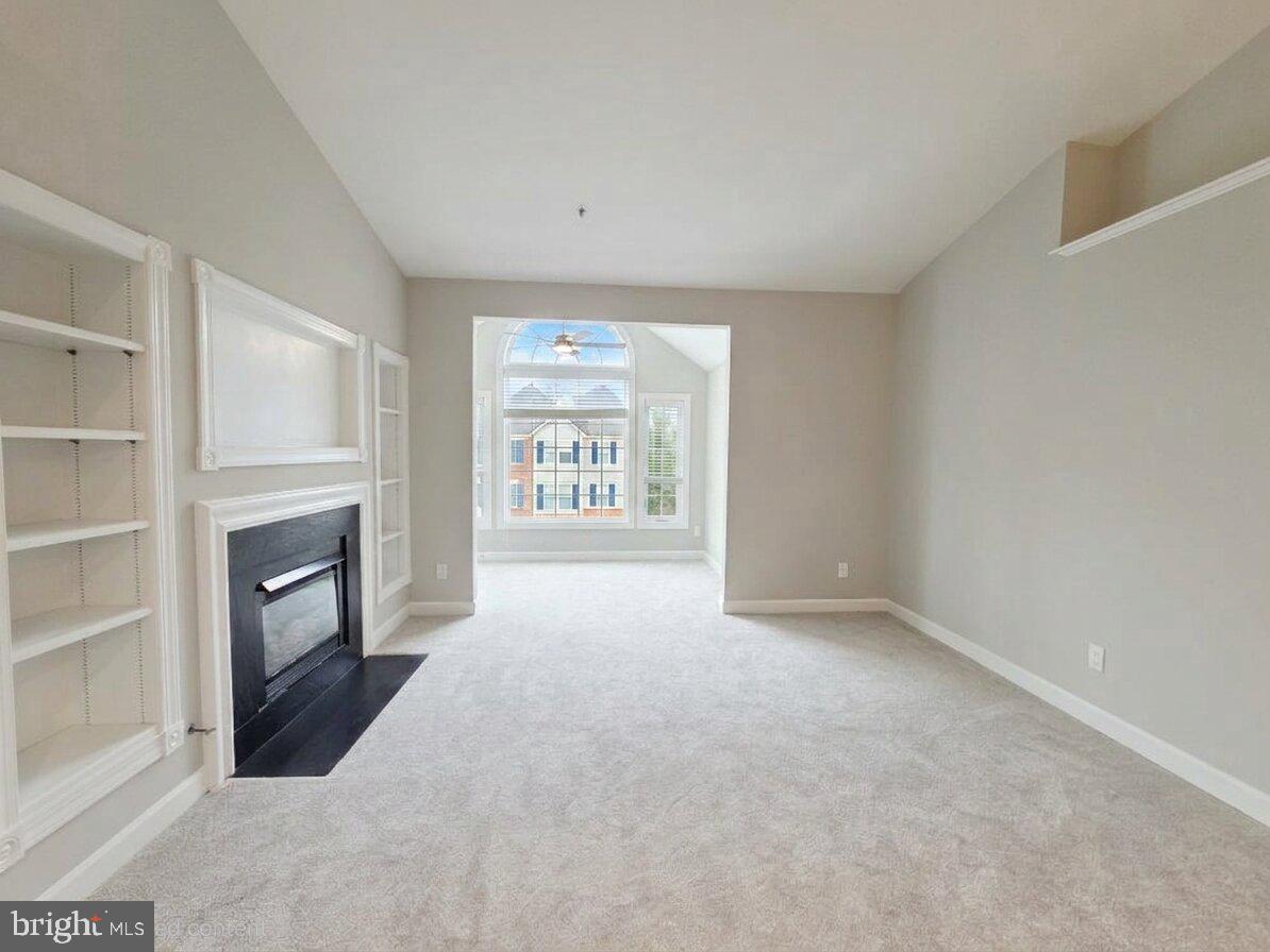 8303 Bluebird Way #m Property Photo 9