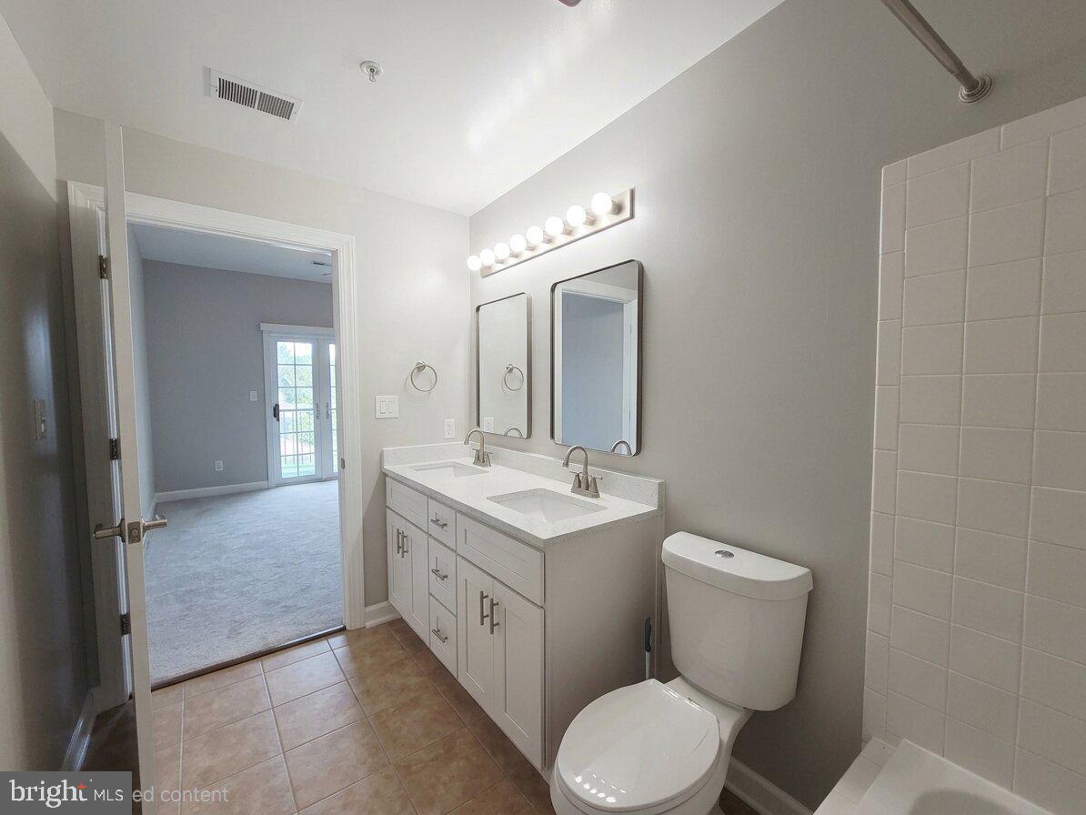 8303 Bluebird Way #m Property Photo 12