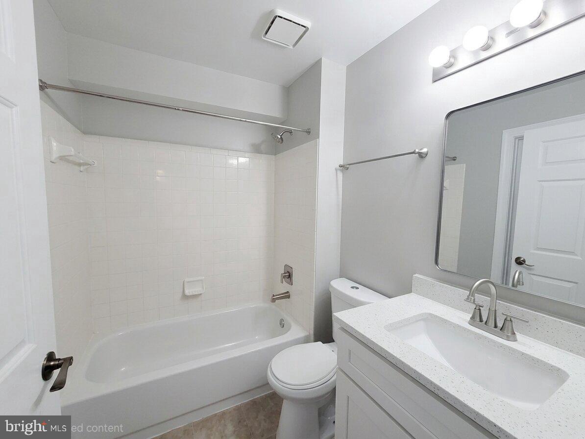 8303 Bluebird Way #m Property Photo 15