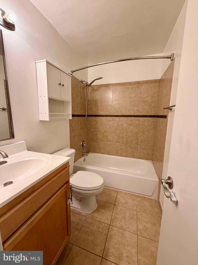 8416 Red Ash Ct Property Photo 21