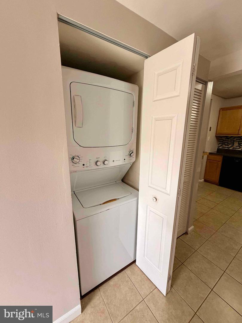 8416 Red Ash Ct Property Photo 26