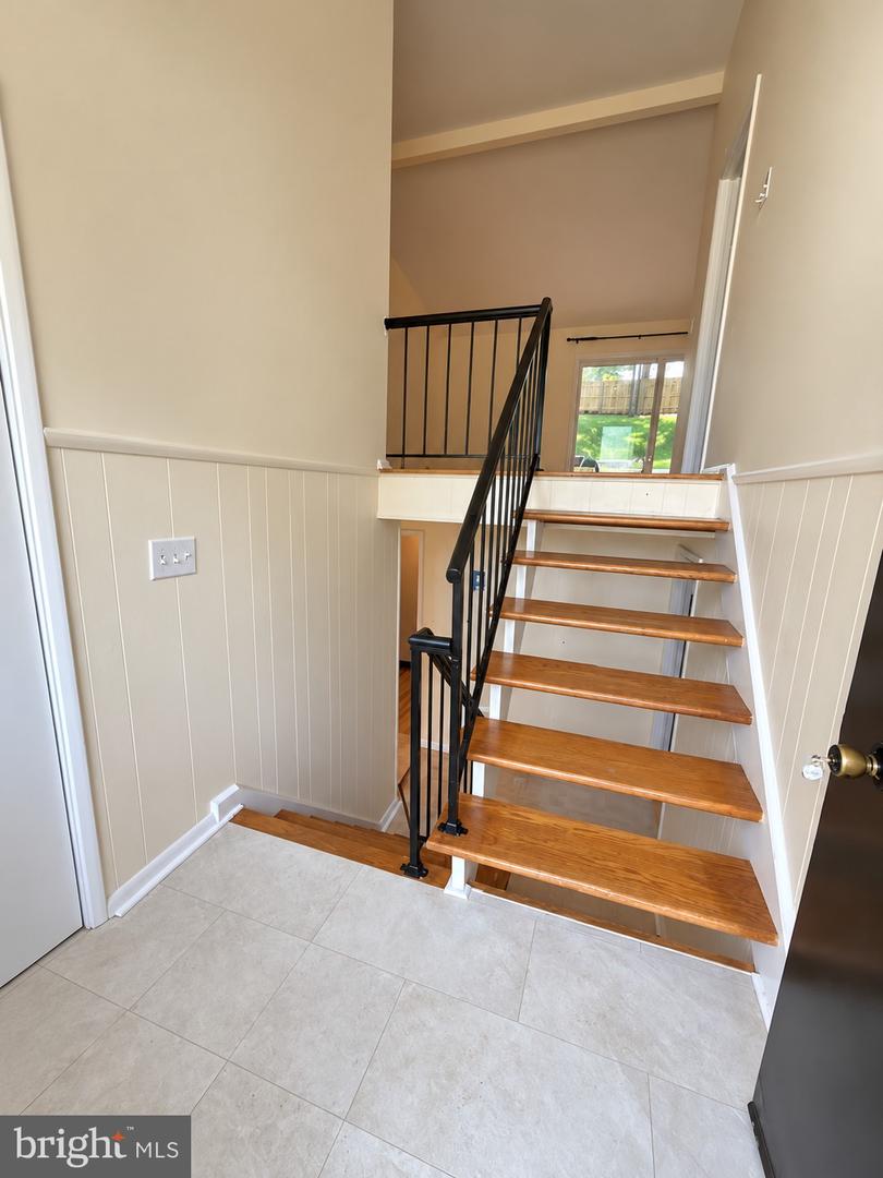 7818 Glenister Dr Property Photo 22