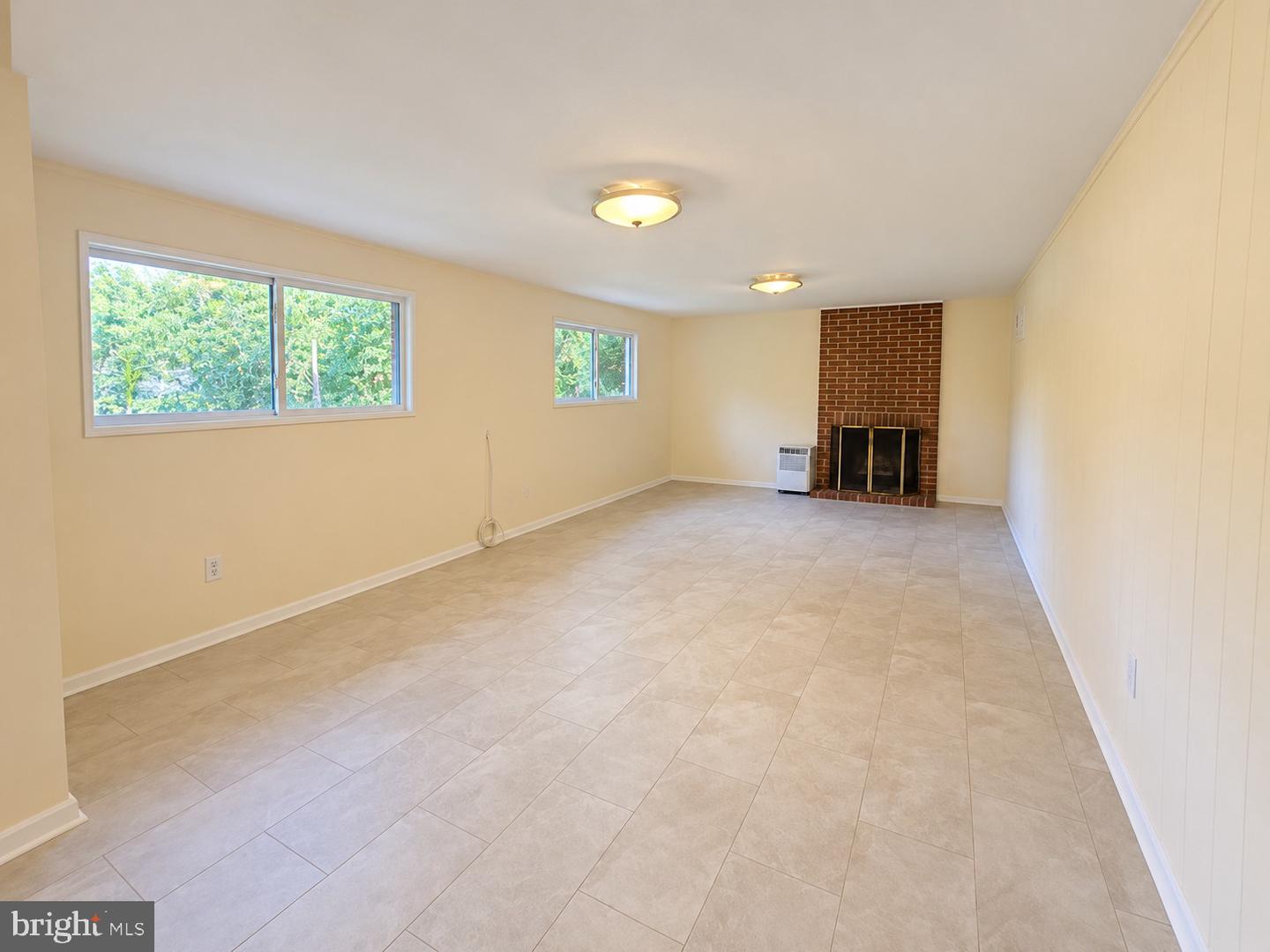 7818 Glenister Dr Property Photo 26