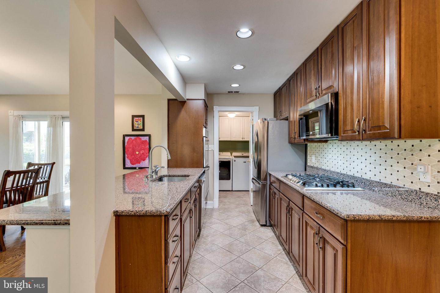 1816 Midlothian Ct Property Photo 7