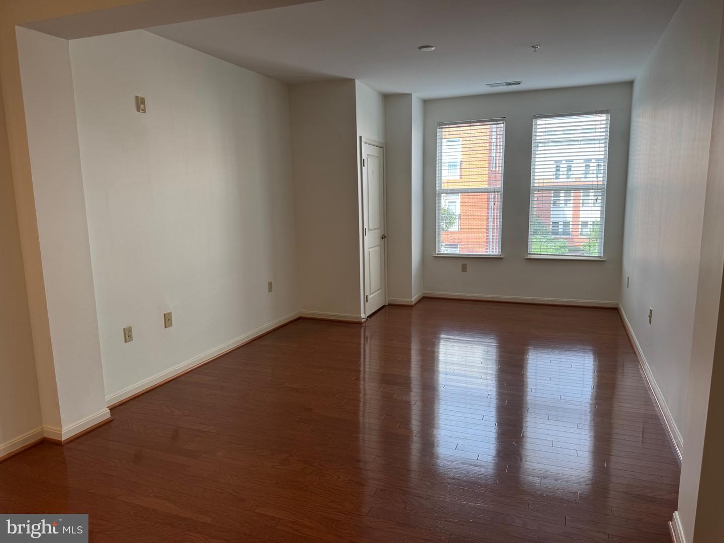 2655 Prosperity Ave #319 Property Photo 3