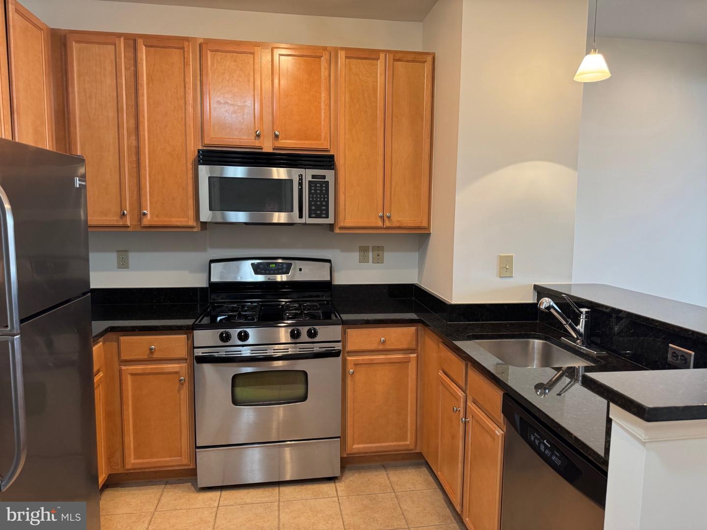 2655 Prosperity Ave #319 Property Photo 4