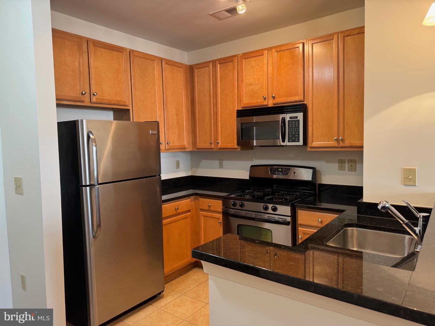 2655 Prosperity Ave #319 Property Photo 5
