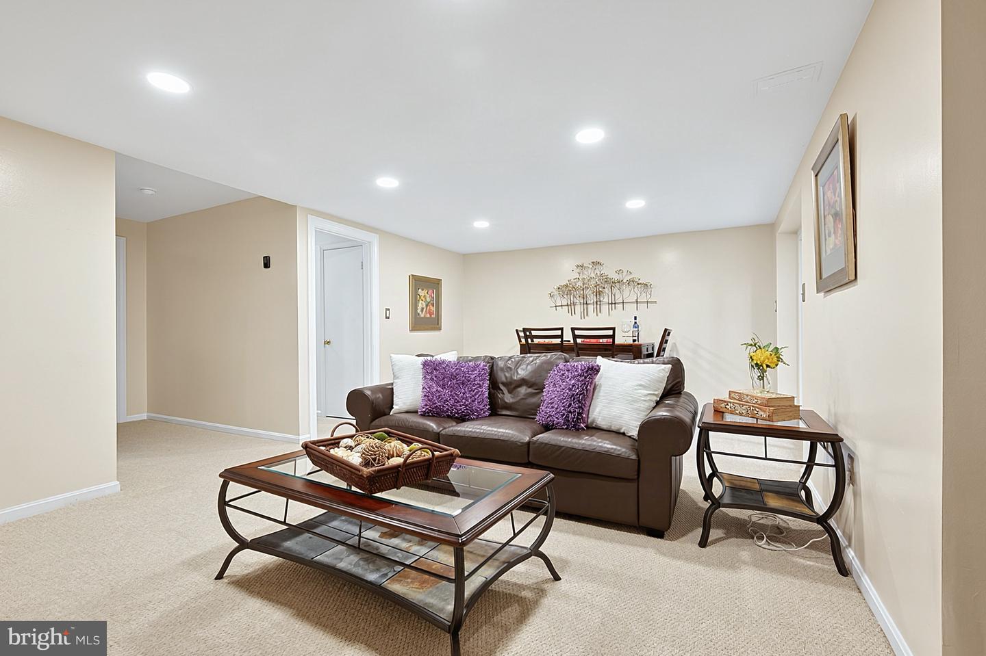 10008 Beacon Pond Ln Property Photo 52