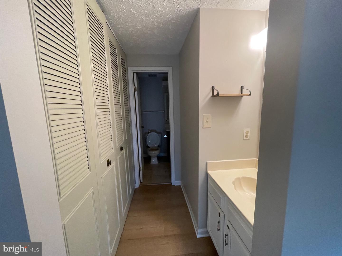 11906 Fieldthorn Ct Property Photo 7