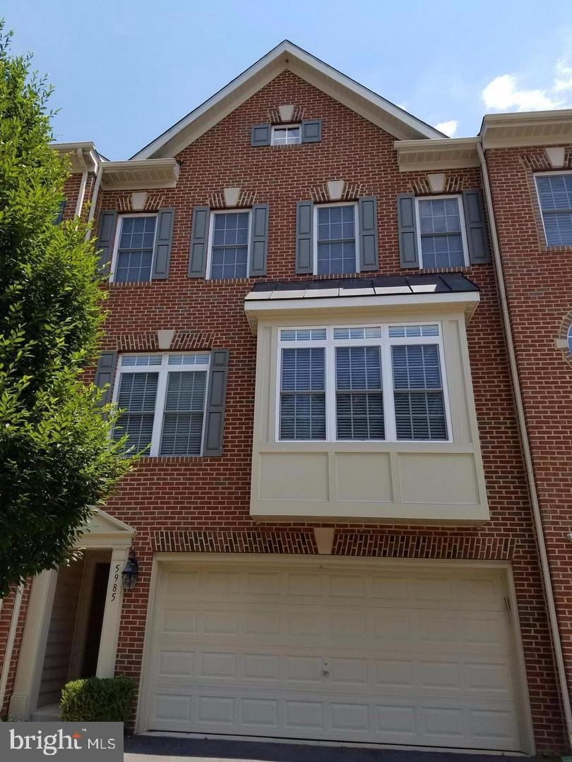 5985 MEADOW BROOK DR Property Photo 1