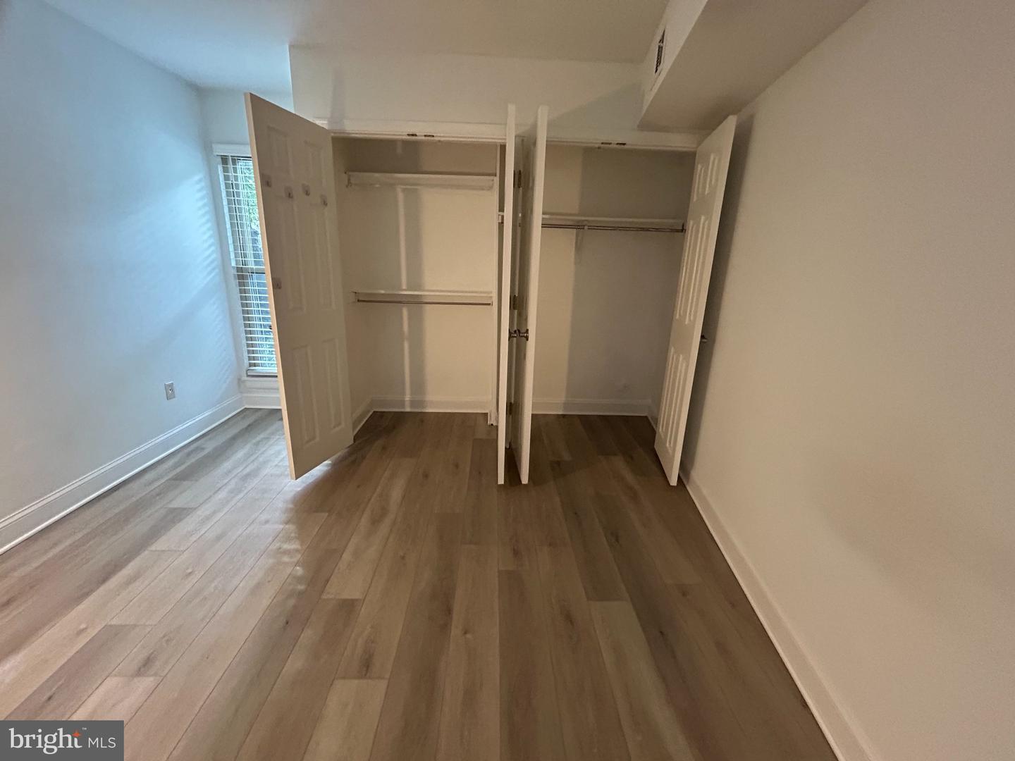 5802 Royal Ridge Dr #b Property Photo 22
