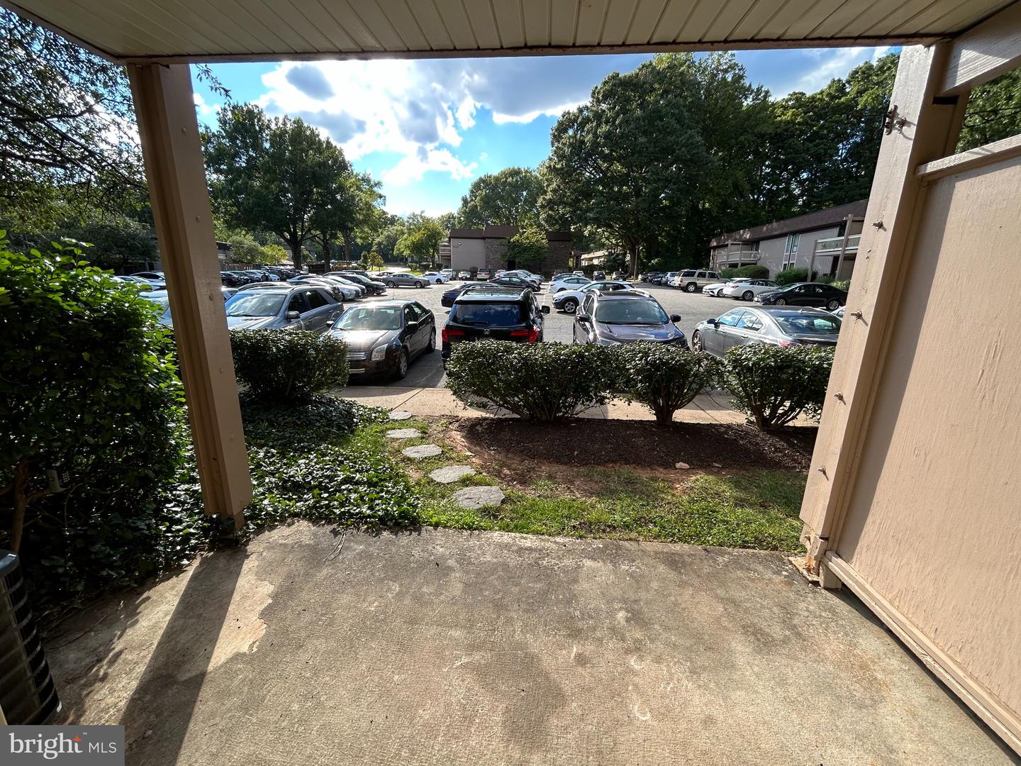5802 Royal Ridge Dr #b Property Photo 24