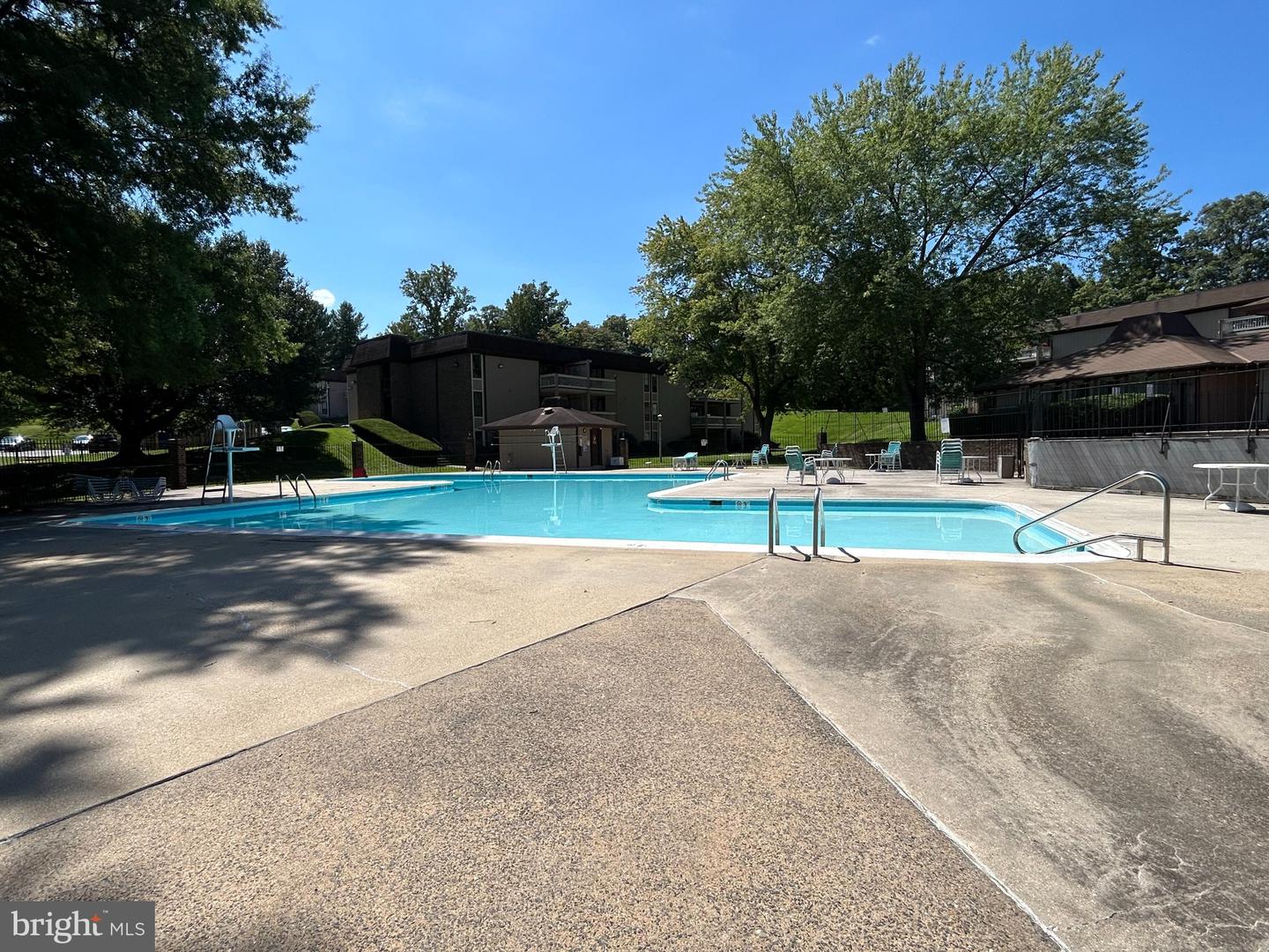 5802 Royal Ridge Dr #b Property Photo 29