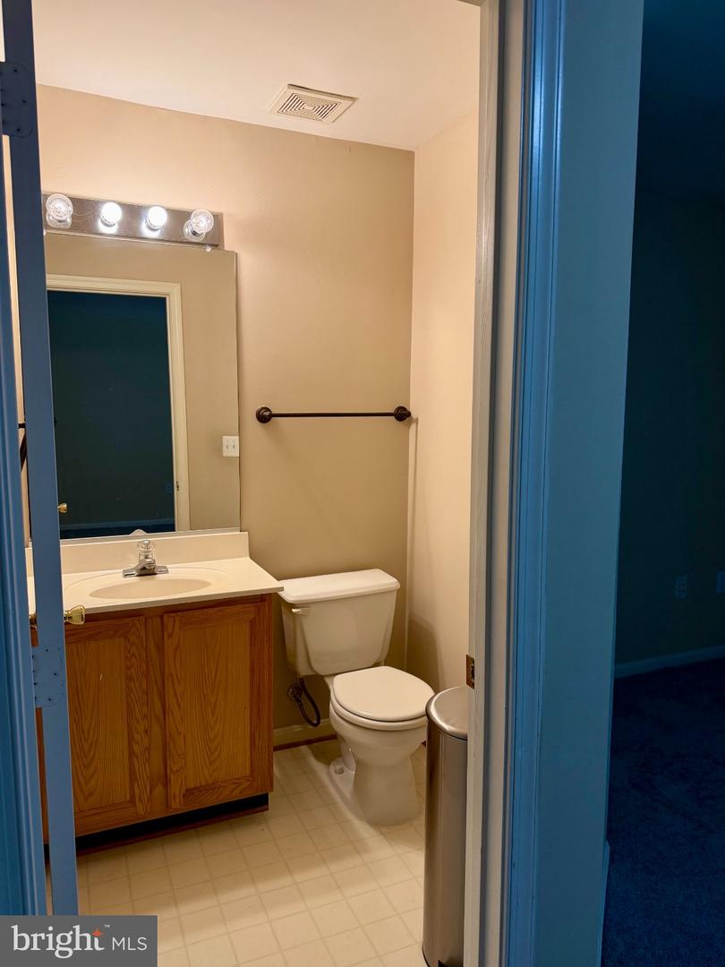 13244 Coppermill Dr Property Photo 5
