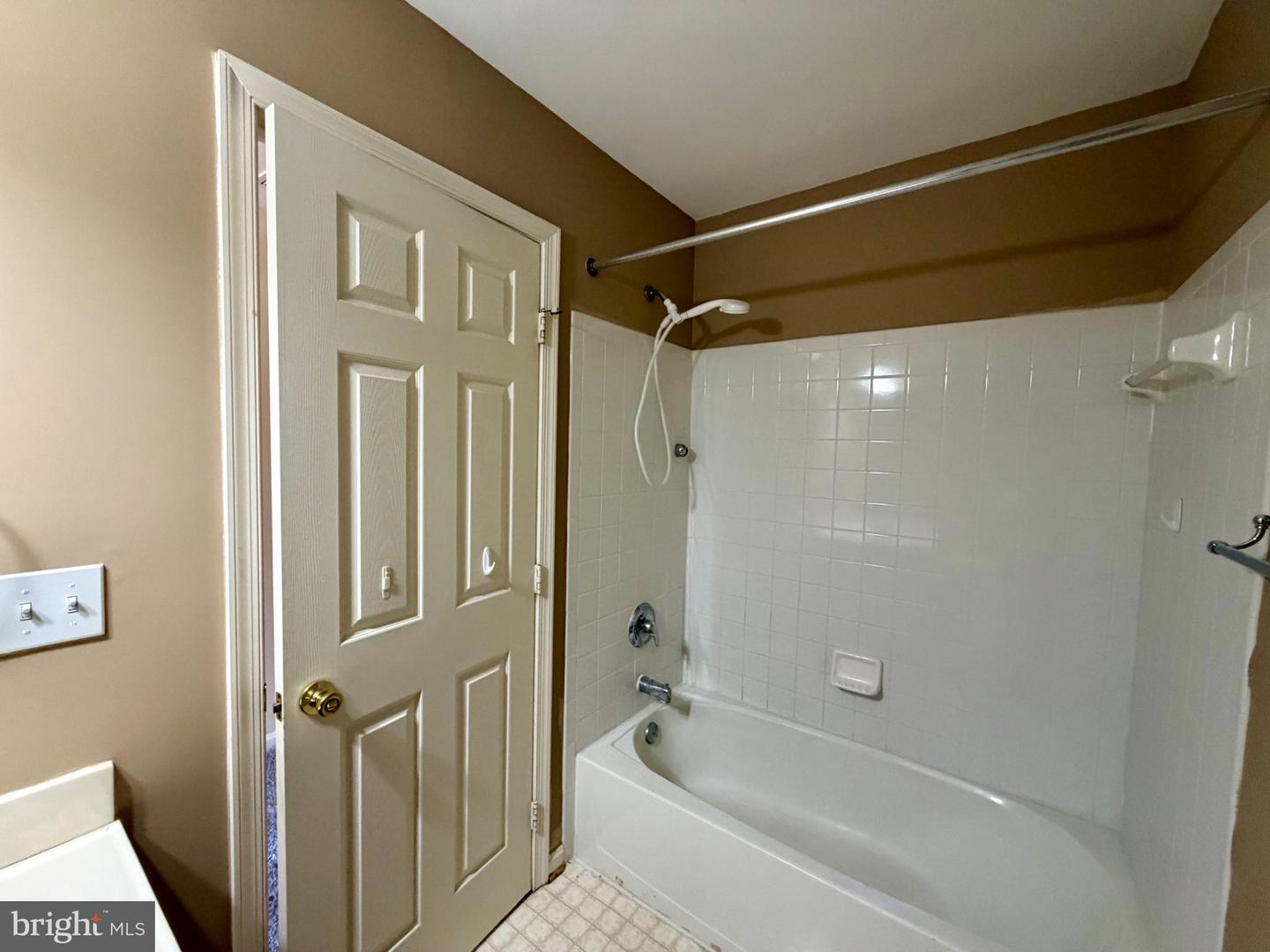13244 Coppermill Dr Property Photo 24