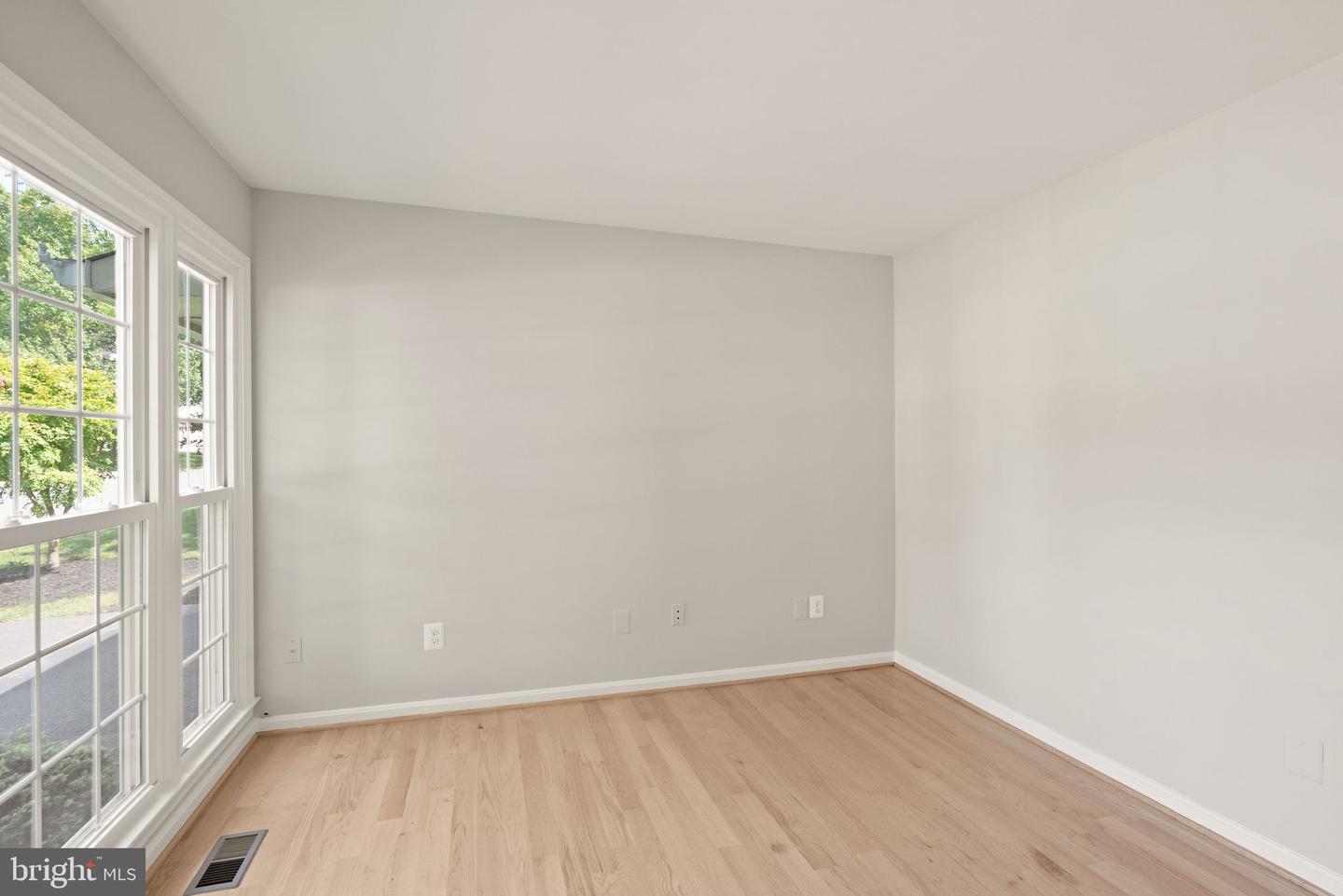 13917 Stonefield Dr Property Photo 12