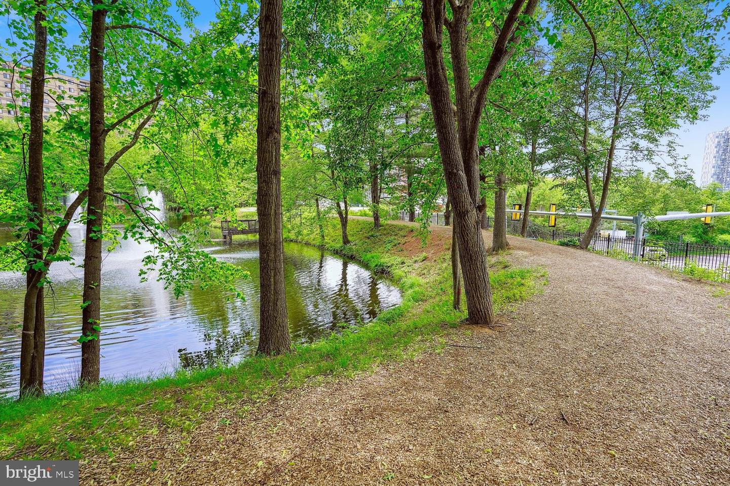 8360 Greensboro Dr #322 Property Photo 45