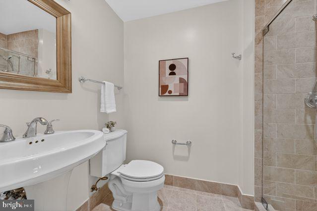 8220 Crestwood Heights Dr #1410 Property Photo 7