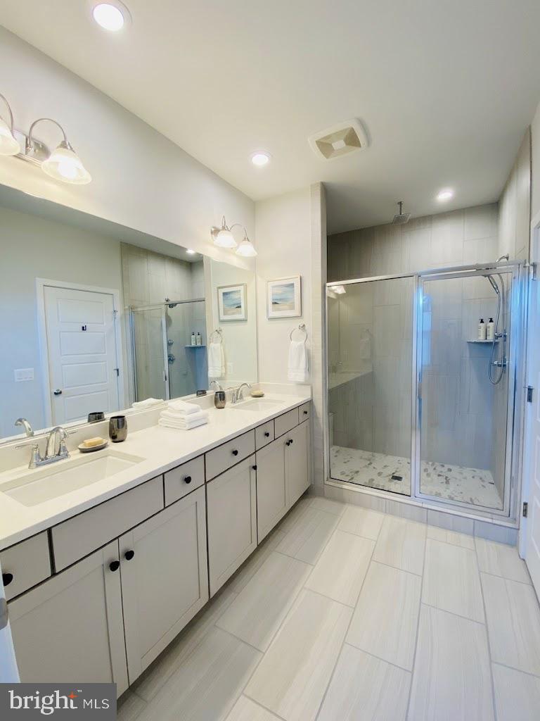 6261 Edsall Rd Property Photo 10