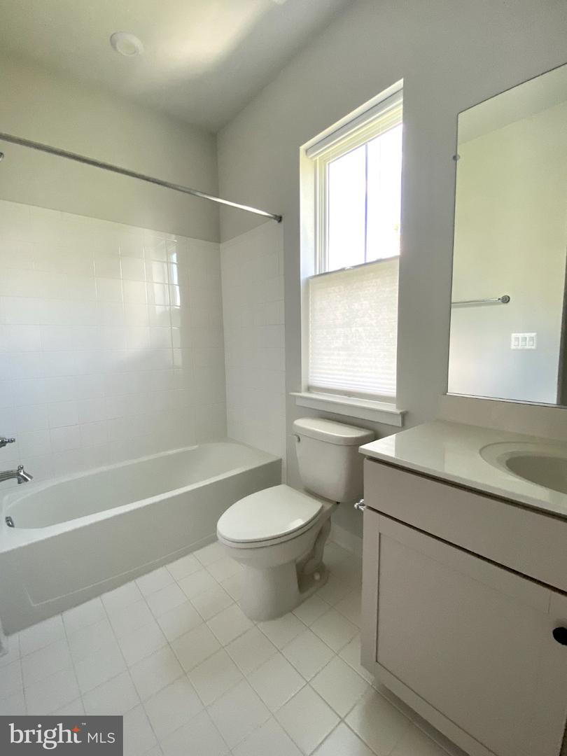 6261 Edsall Rd Property Photo 12