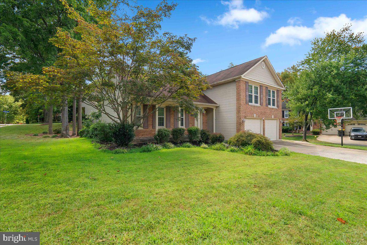 9303 Macswain Pl Property Photo 2