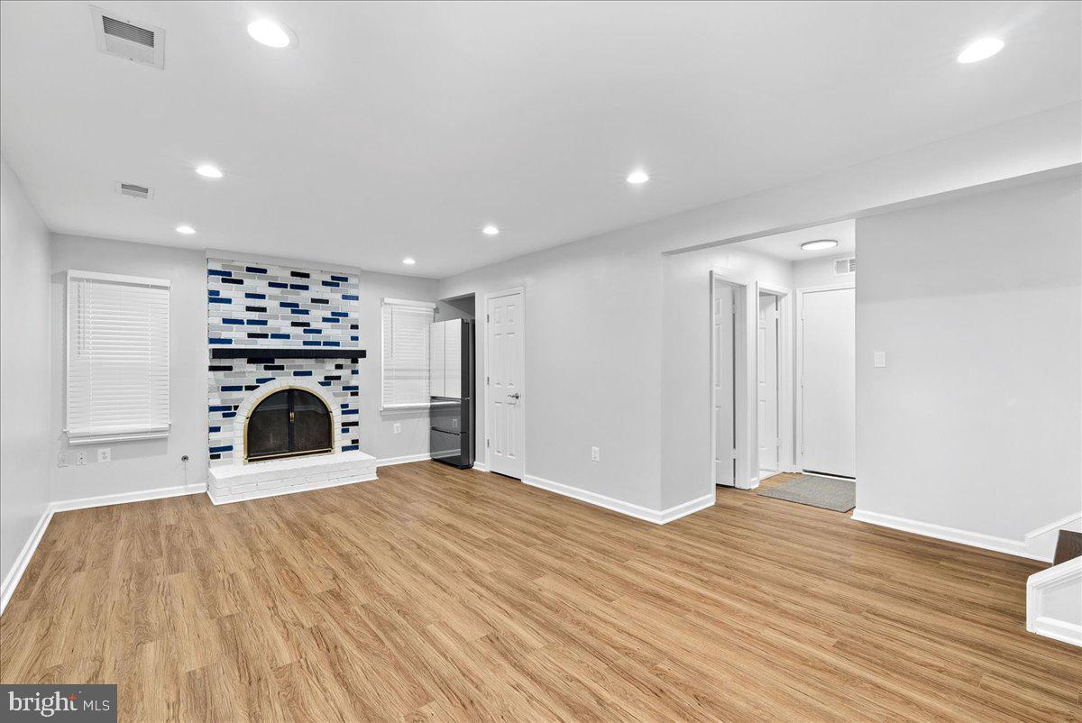 9303 Macswain Pl Property Photo 11