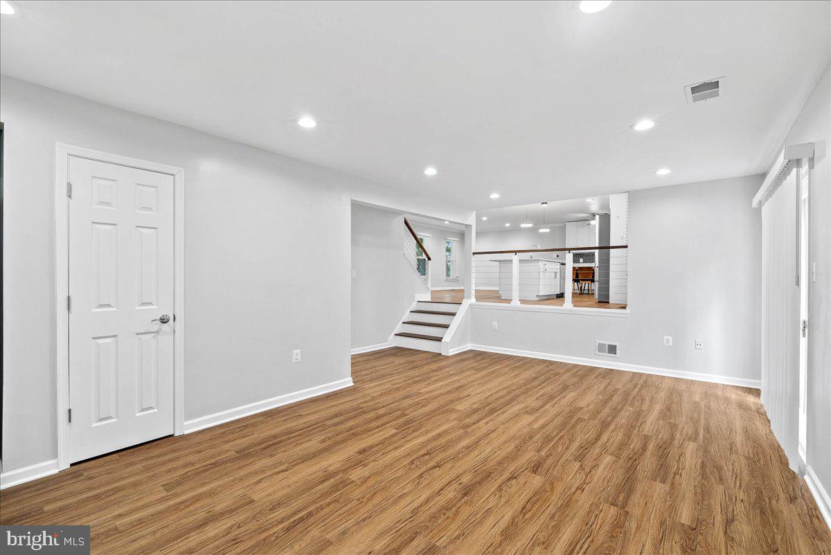 9303 Macswain Pl Property Photo 12