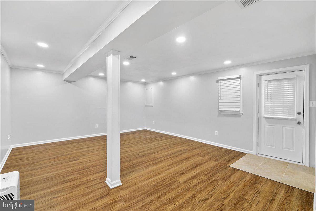 9303 Macswain Pl Property Photo 15