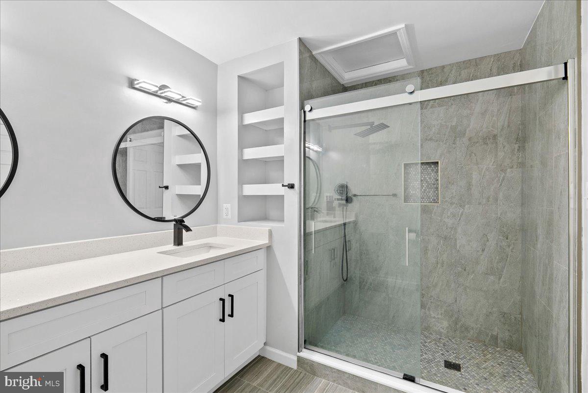 9303 Macswain Pl Property Photo 24