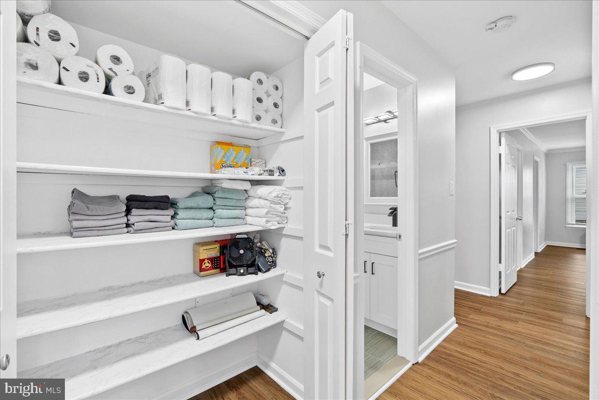 9303 Macswain Pl Property Photo 33