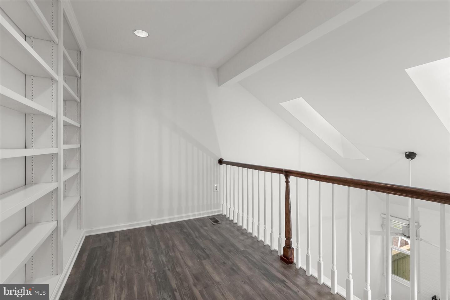 1550 Mclean Commons Ct Property Photo 28