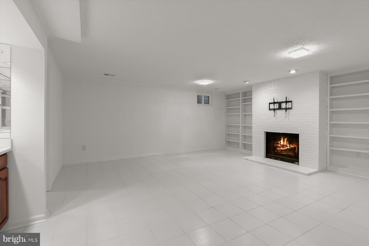 1550 Mclean Commons Ct Property Photo 32