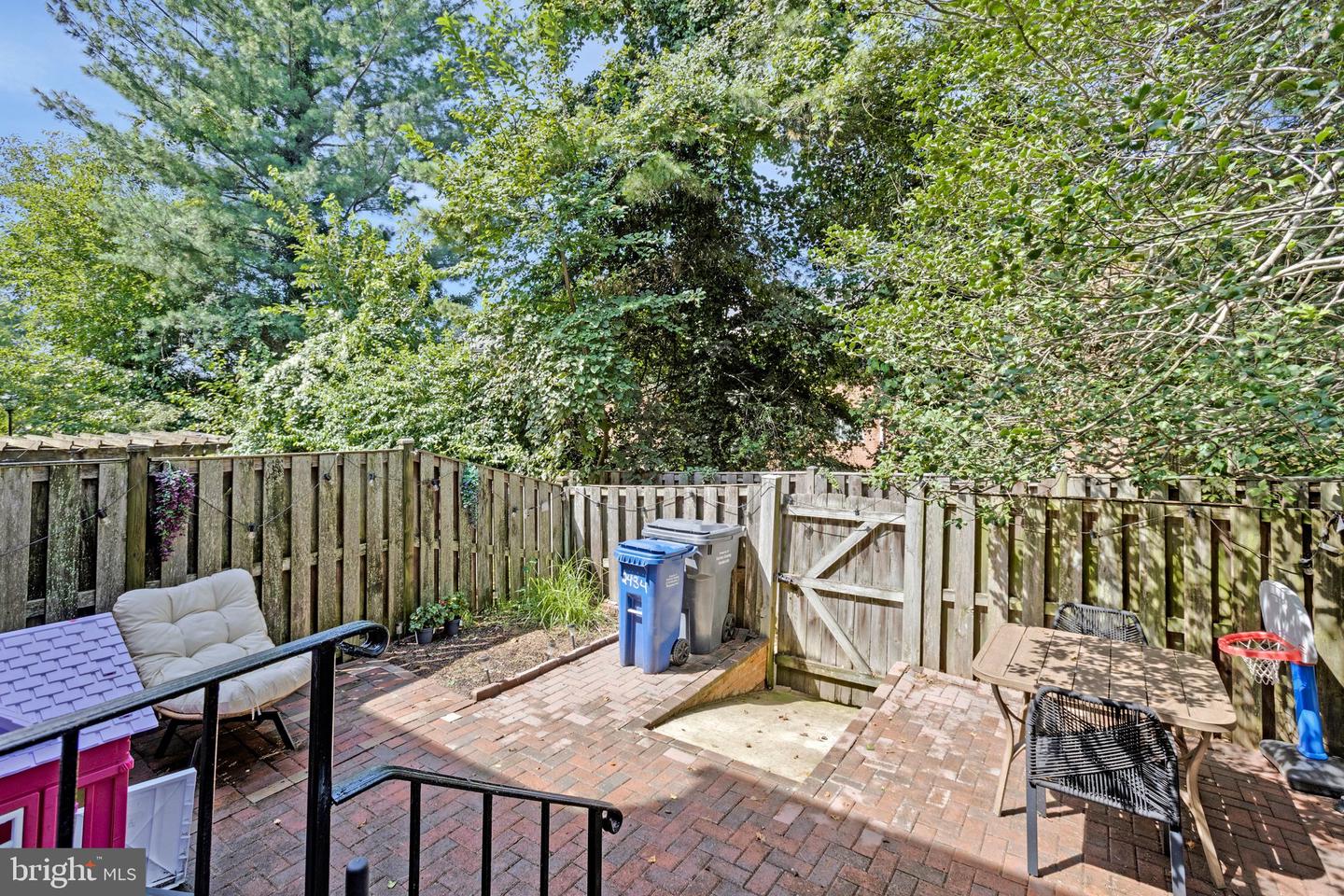 2434 Windbreak Dr Property Photo 24