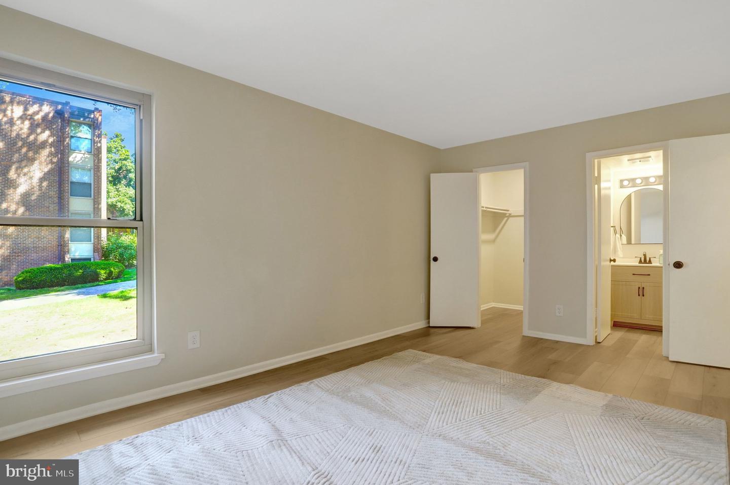 3310 Woodburn Village Dr #11 Property Photo 26