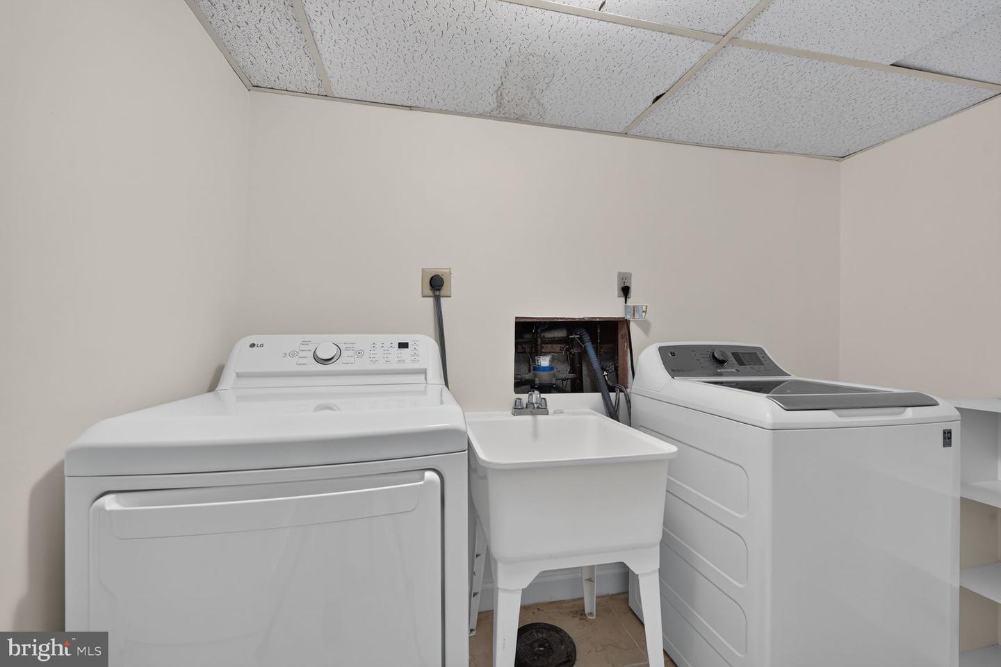 2270 Cocquina Dr Property Photo 33