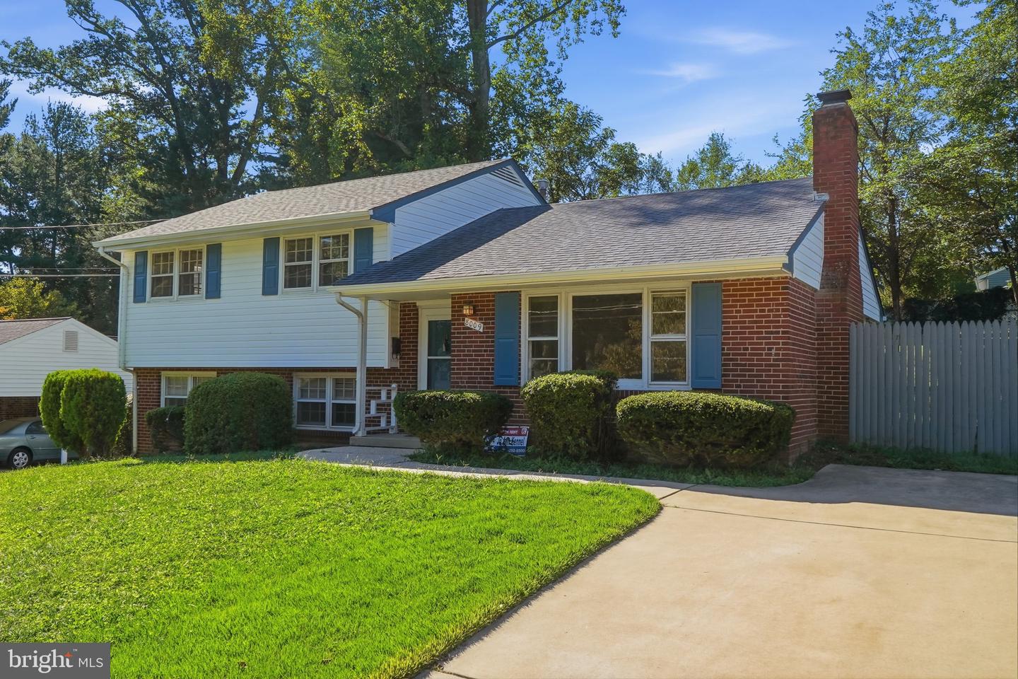8009 Gosport Ln Property Photo 4