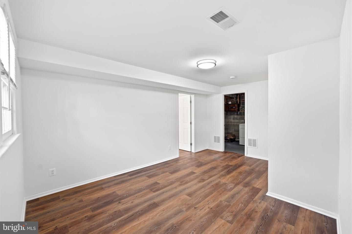 8009 Gosport Ln Property Photo 18