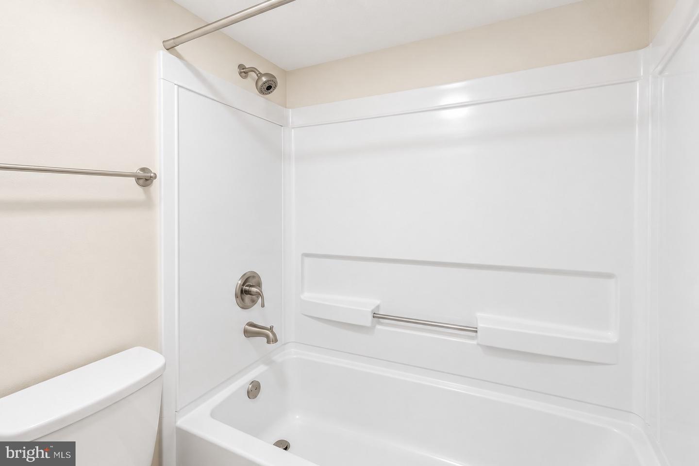 8380 Greensboro Dr #903 Property Photo 19
