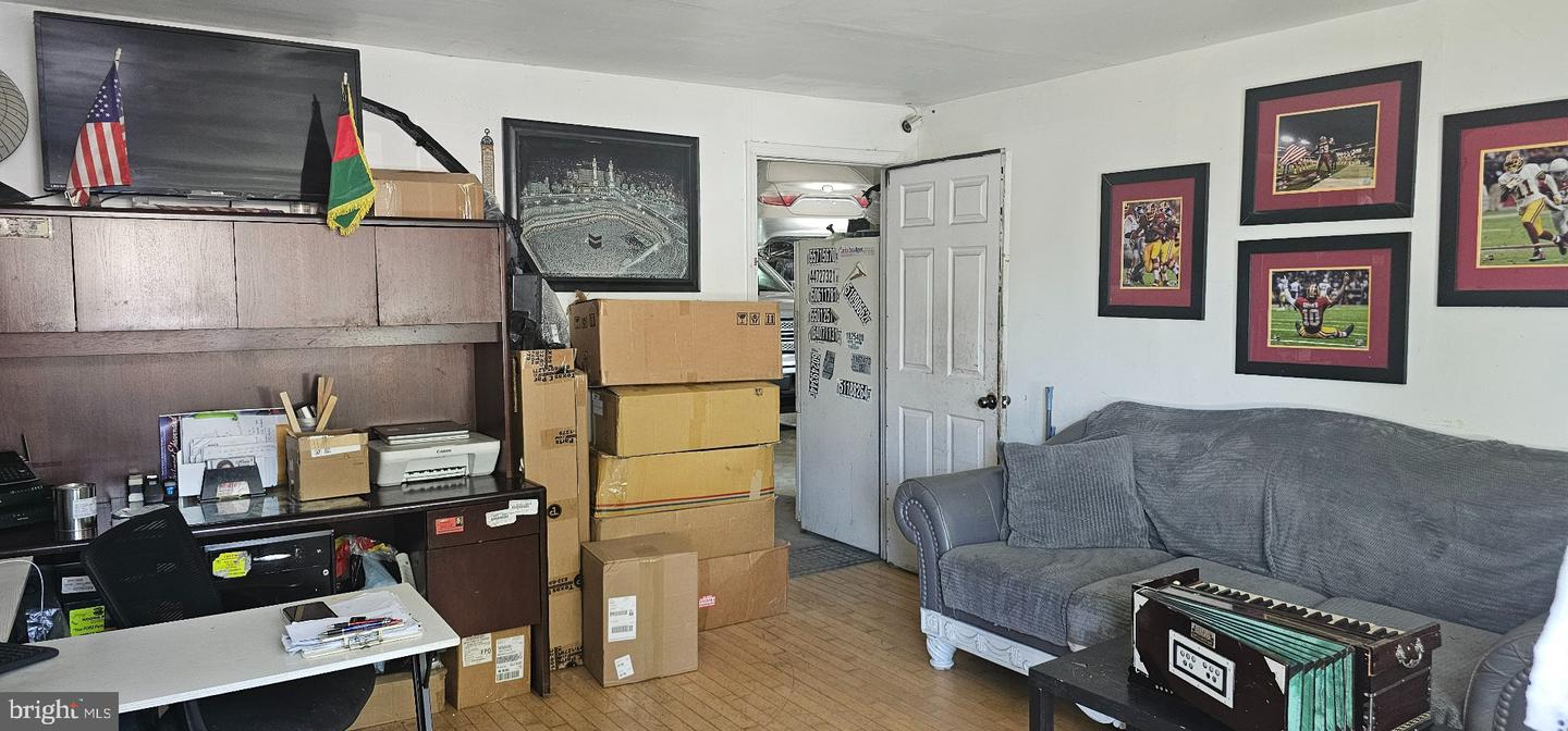 14057 Willard Rd Property Photo 3