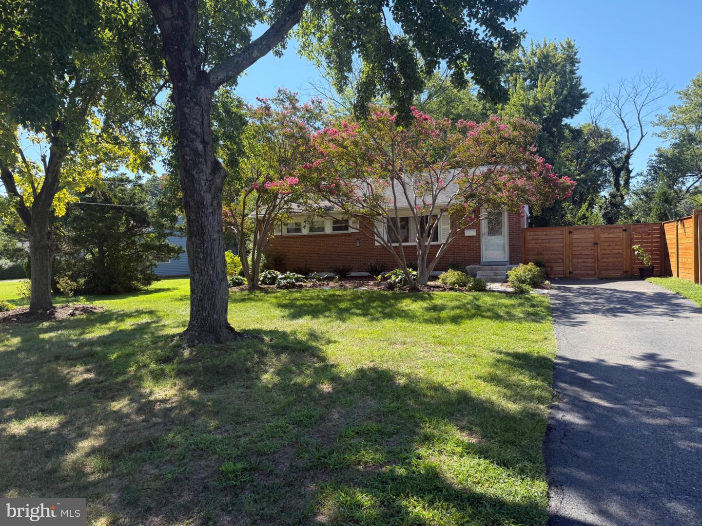 6618 Dorset Dr Property Photo 33
