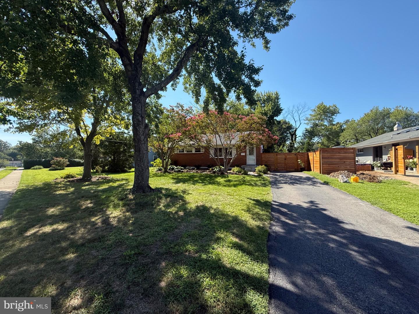 6618 Dorset Dr Property Photo 34