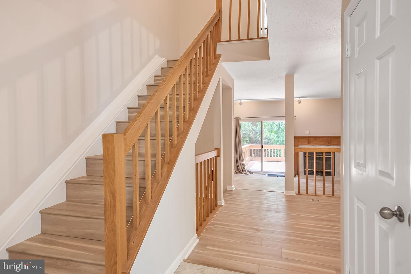 1657 Oak Spring Way Property Photo 2