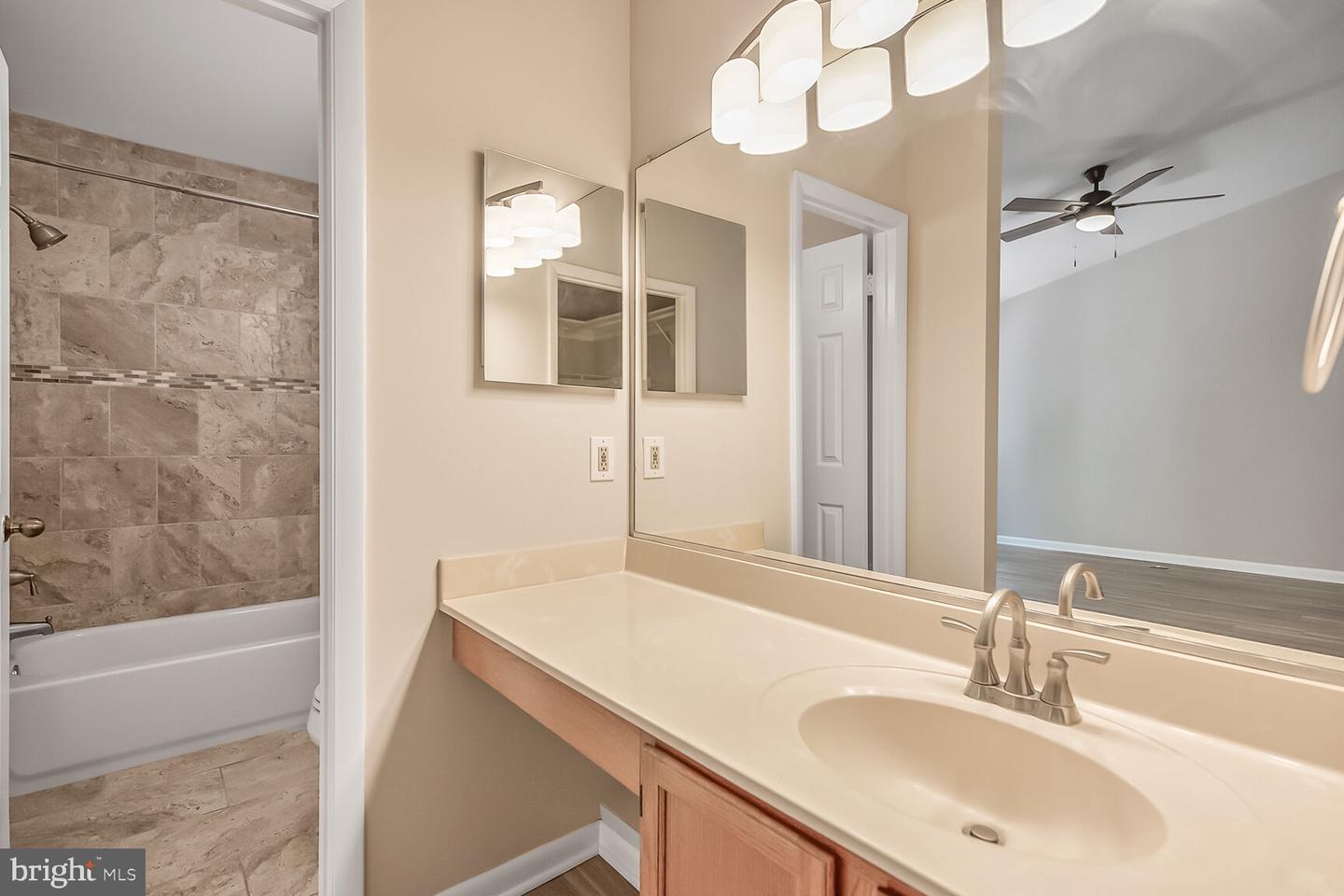 1657 Oak Spring Way Property Photo 13