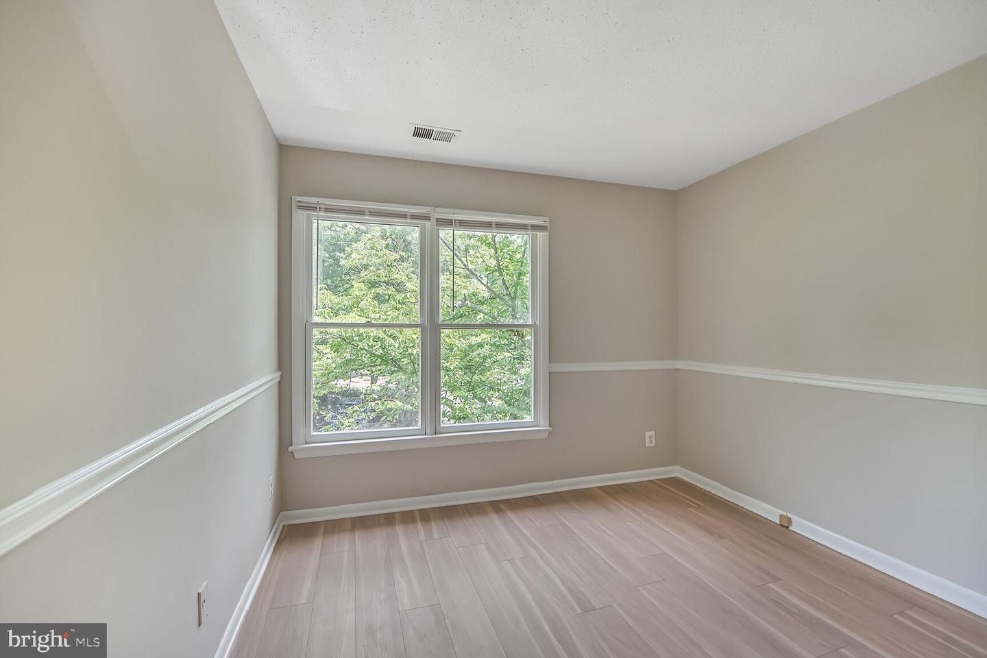1657 Oak Spring Way Property Photo 14