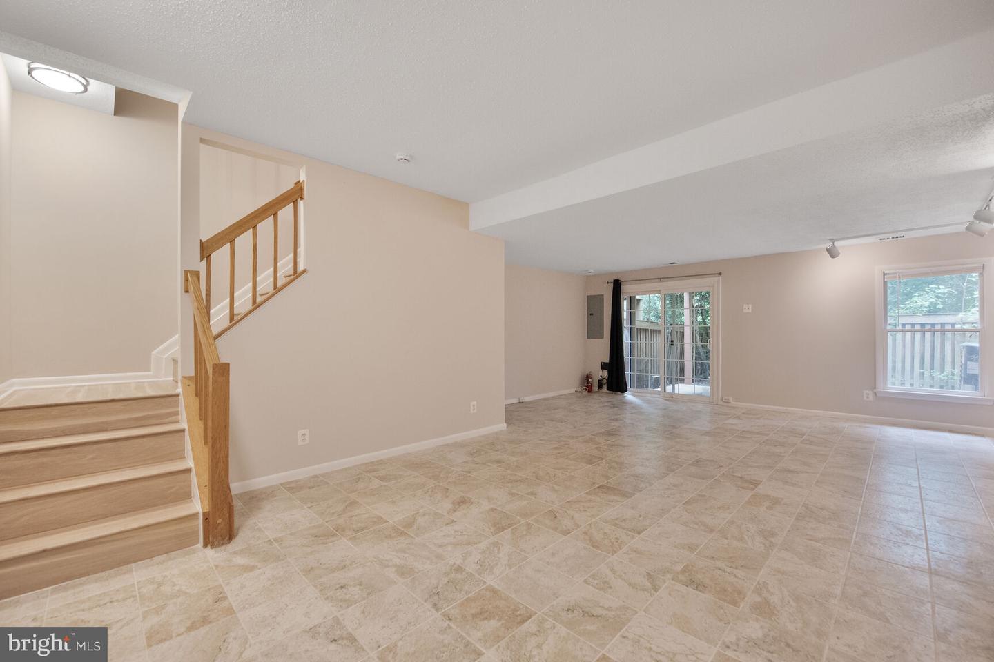 1657 Oak Spring Way Property Photo 16